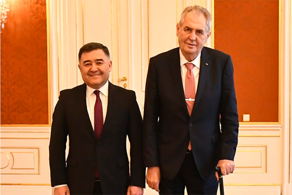 Ambassador of Uzbekistan presents credentials to the Czech President