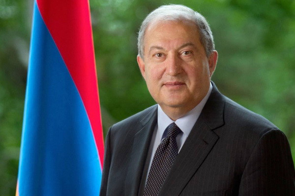 Президент Армении подал в отставку