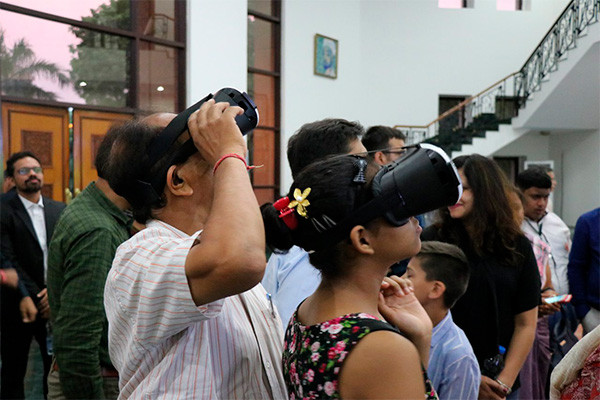 В узбекском посольстве в Дели открыт уголок «Виртуальные туры в Узбекистан»