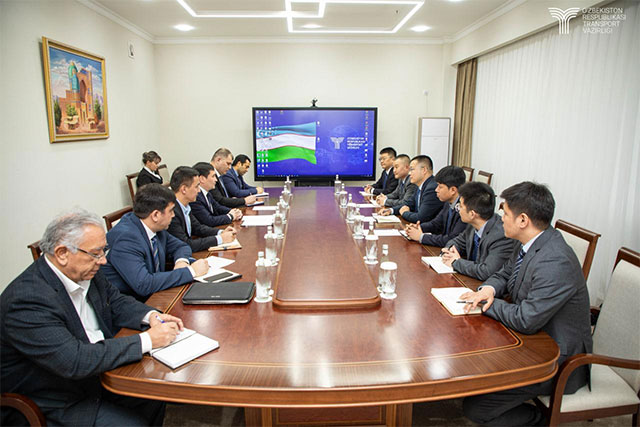 Транспорт вазири Yutong Bus компанияси вице-президенти билан учрашди