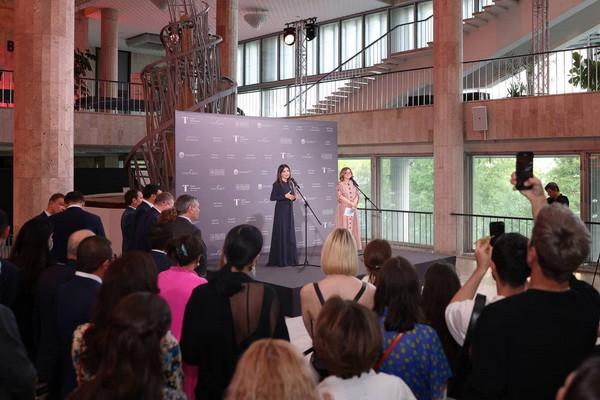 Государственная Третьяковская галерея выставила 118 работ художника-авангардиста Ивана Кудряшова из Музея искусств имени И.В. Савицкого