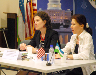 US Embassy hosts meeting on English language teaching
