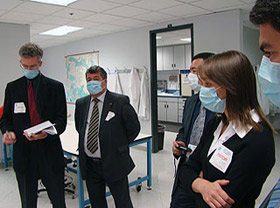 Судебно-медицинские эксперты из Узбекистана посещают криминалистические лаборатории США