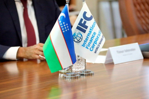 IFC сотрудничает с Узбекистаном в целях привлечения прямых иностранных инвестиций и стимулирования экономического роста