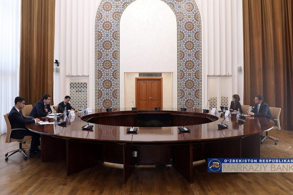 В ЦБ прошла встреча с представителями Коммерцбанка