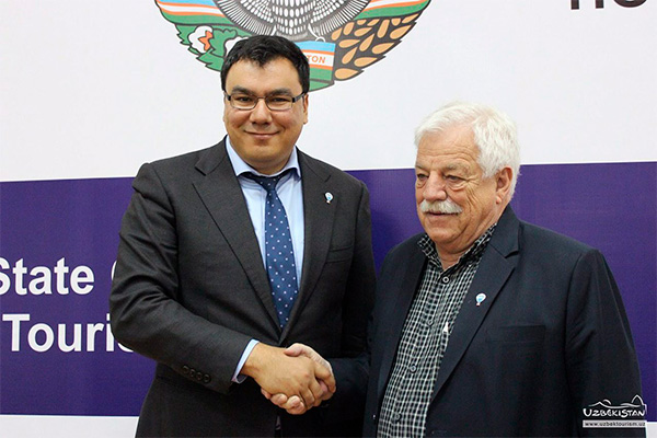 Председатель Госкомтуризма встретился с руководителем делегации Международной федерации аэронавтики