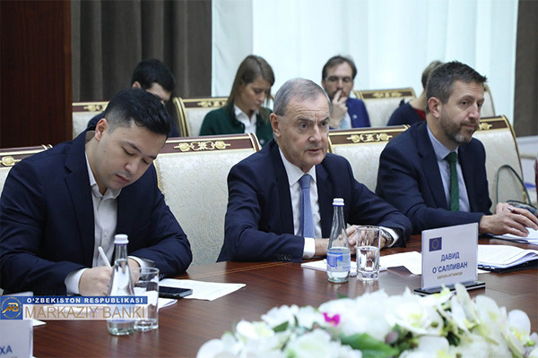 В ЦБ прошла встреча с делегацией Евросоюза, США и Великобритании