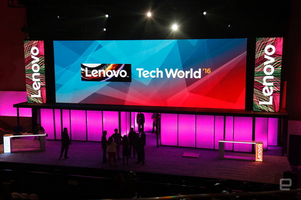 Motorola redefines what is possible with AI and adaptive display devices at Lenovo Tech World ‘23