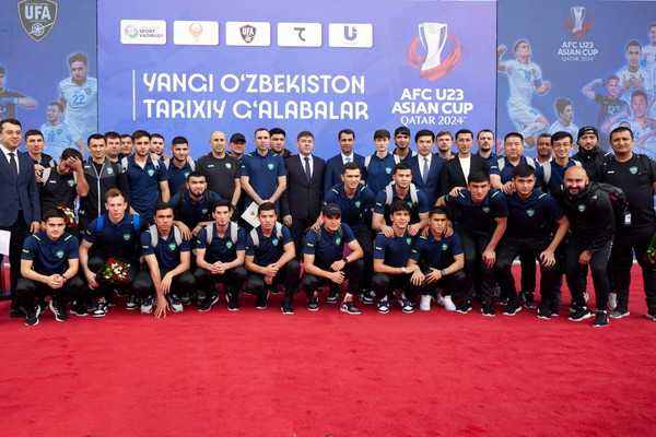 Uzbekistan U23 was solemnly welcomed at the Tashkent airport