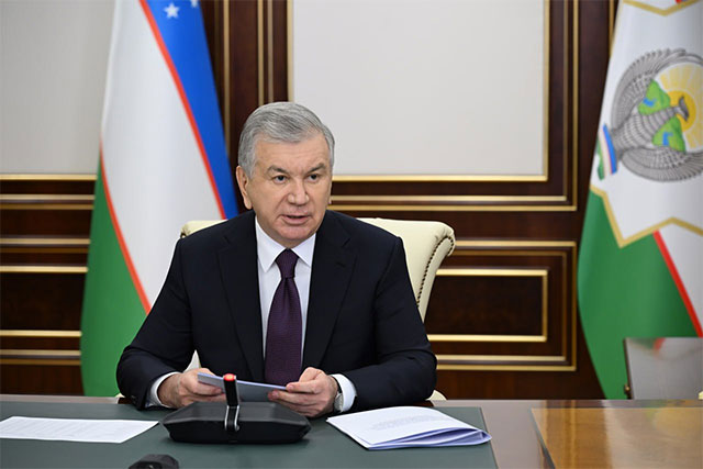 Президент провёл расширенное совещание по уборке хлопка, подготовке к зиме и исполнению инвестиционных планов