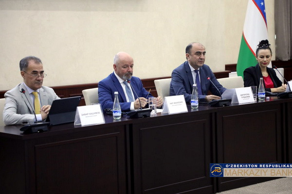 ЦБ и IFC провели семинар по торговому финансированию