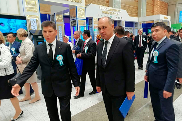 Деловые круги Узбекистана и Туркменистана обсудили вопросы развития торгово-экономических отношений