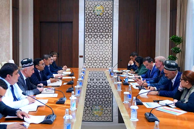 Узбекистан и Азиатский банк развития обсудили новые направления сотрудничества