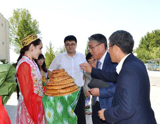 South Korean envoy visits Daewoo Textile Fergana