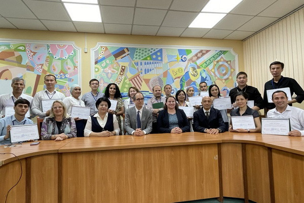 В Музее истории Узбекистана прошел семинар, организованный Институтом востоковедения Чикагского университета для реставраторов артефактов из пяти центральноазиатских стран