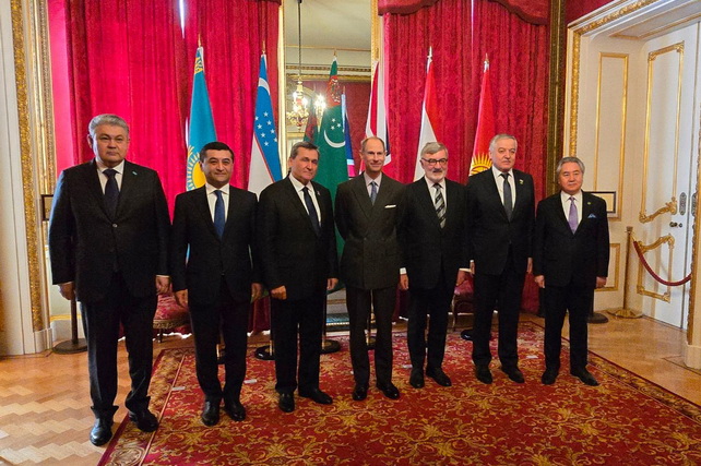 Министр иностранных дел Узбекистана встретился с Принцем Эдвардом