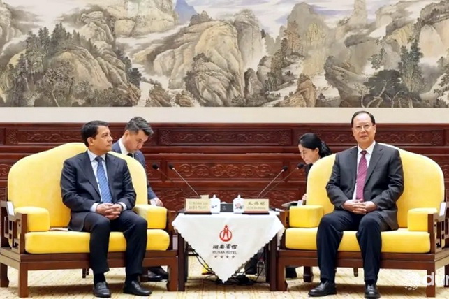 Узбекистан и Хунань расширяют промышленное сотрудничество