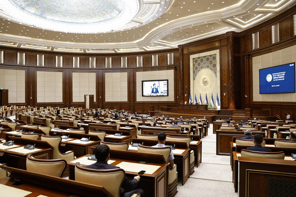 Обсуждены результаты парламентского запроса, направленного в правительство относительно негативного влияния деградации пастбищ