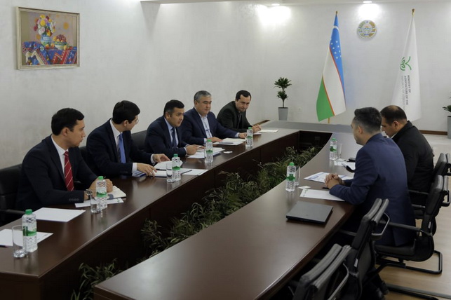 Oʻzbekiston qishloq xoʻjaligi vaziri global zaytun forumida ishtirok etmoqda