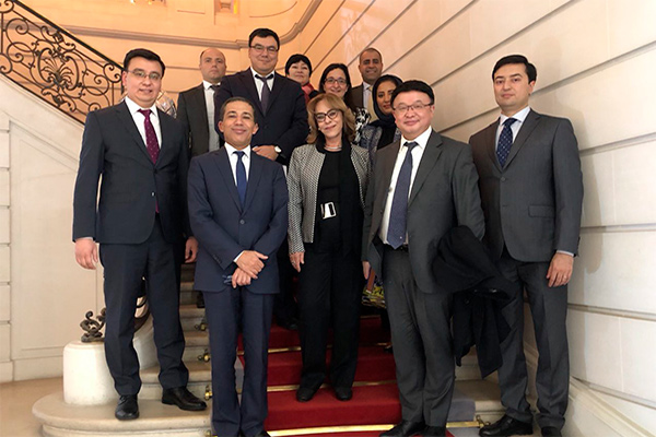 Abdukhakimov holds talks with members of the World Heritage Committee
