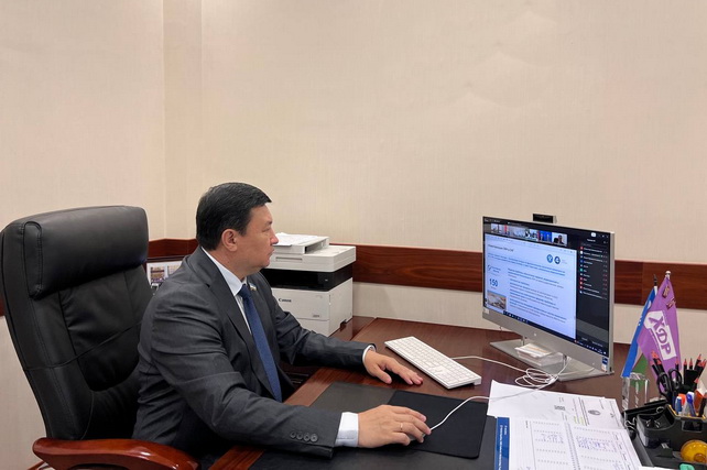 Сенатор Узбекистана принял участие в заседании комиссии МПА СНГ