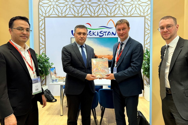 Узбекистан и Utair обсудили расширение прямых авиарейсов