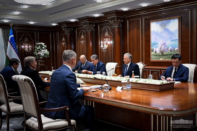 President of Uzbekistan receives delegation from the Russian Federation