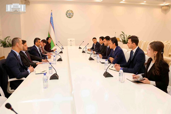 Delegation of MBU Capital and Acumen Education holds talks at Tashkent city administration