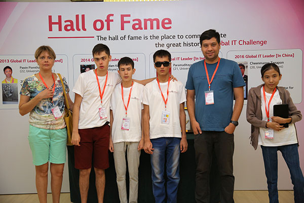 Команда из Узбекистана стала победителем международного конкурса Global IT Challenge