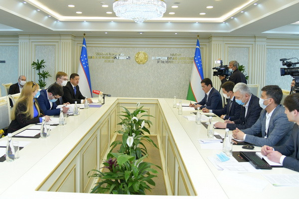 Сенаторы изучили эффективность работы программного комплекса «Labor Migration»