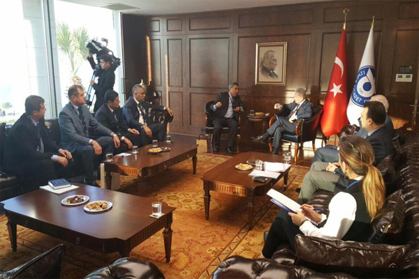 Делегация Узбекистана встретилась с мэром города Измир