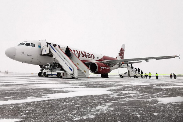Авиакомпания FlyArystan возобновляет полеты из Алма-Аты в Самарканд