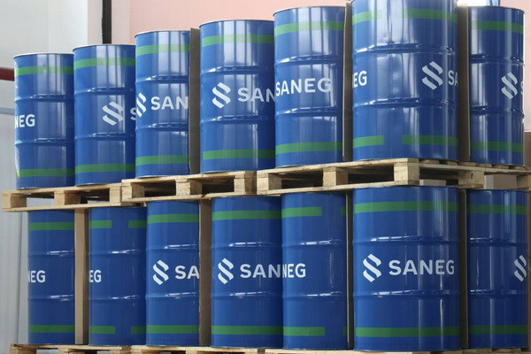 В Италии начали выпуск индустриальных масел и смазок под брендом Saneg