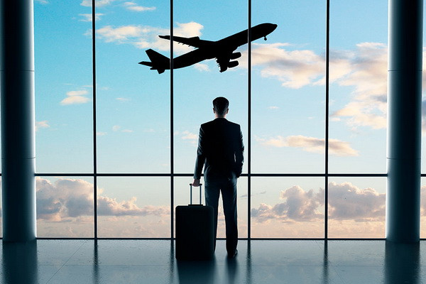 В какие страны Узбекистанцы больше всего выезжали в туристических целях за 10 месяцев?