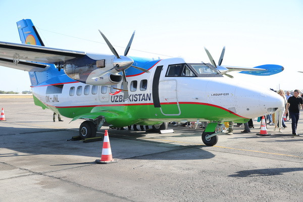 LET L-410 приступает к регулярным полетам по маршруту Ташкент - Самарканд - Ташкент