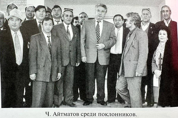 Творческая связь ч. Айтматова с узбекскими писателями и деятелями искусств