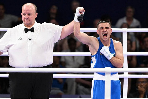 Hasanboy Dusmatov becomes two-time Olympic champion