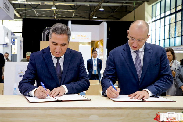 Между столицами Узбекистана и России подписан меморандум о сотрудничестве в сфере туризма