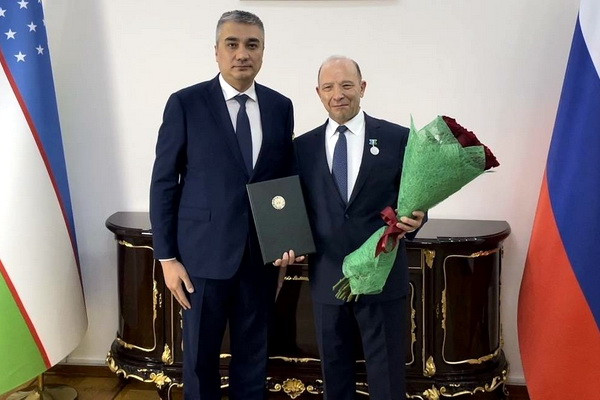 Ученому из России вручили государственную премию Узбекистана за монографию об Амире Тимуре