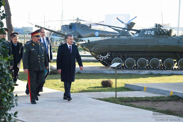 President pays visit to Vatanparvarlar Park in Karshi