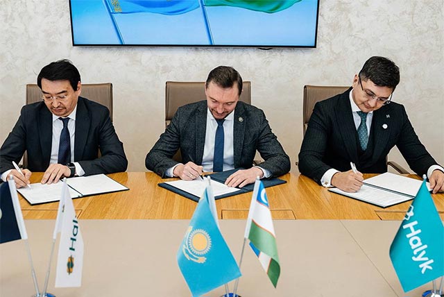 Halyk Bank и Tenge Bank запустили оплату картами HUMO в POS-сети Казахстана для жителей Узбекистана
