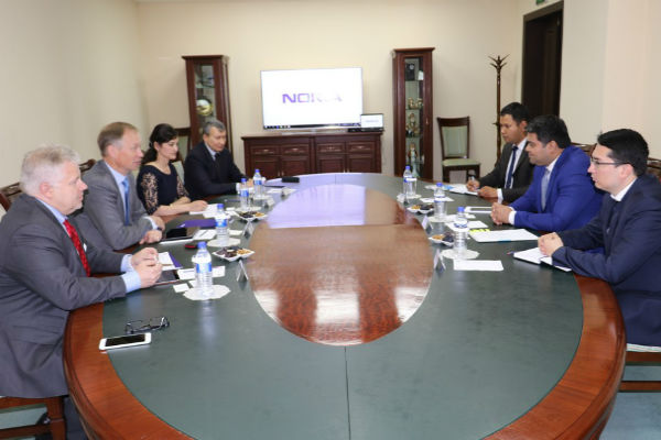 Глава Мининфокома провел встречу с руководством Nokia