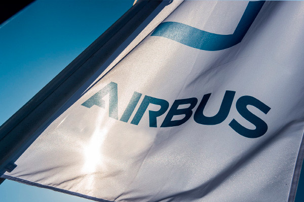 Выручка Airbus за 2025 год выросла до €73,4 млрд, чистая прибыль достигла €5,22 млрд
