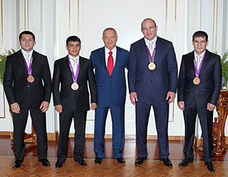 Президент Узбекистана принял призеров Лондонской Олимпиады