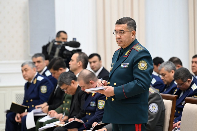Мирзиёев объявил выговор руководству ГУВД и прокуратуры Ташкента из-за роста скрытых преступлений
