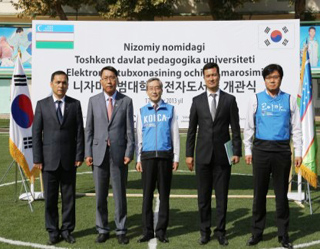 E-library opens at Tashkent State Pedagogic University