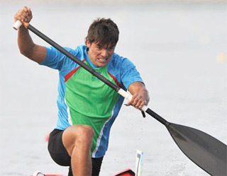 Vadim Menkov wins silver medal at Canoe World Championship