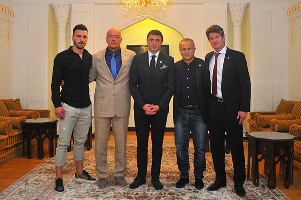 Pakhtakor recruits European coaches