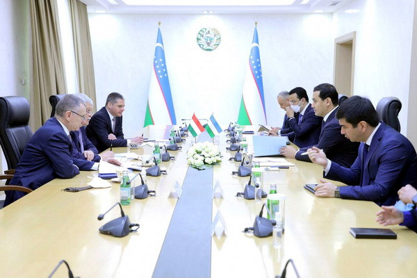 Состоялась встреча с руководством венгерского «OTP Bank»