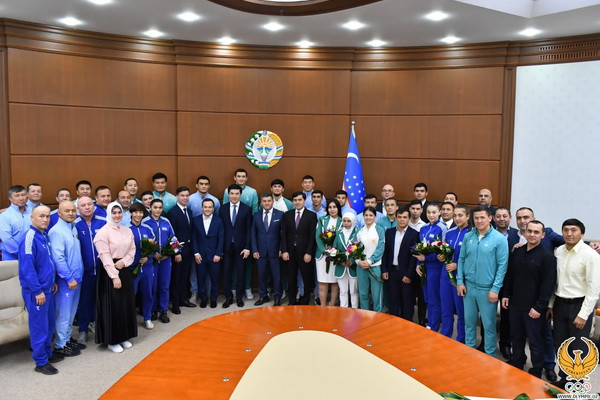 The winners and prize-winners of the 2021 World Championships and their coaches were awarded
